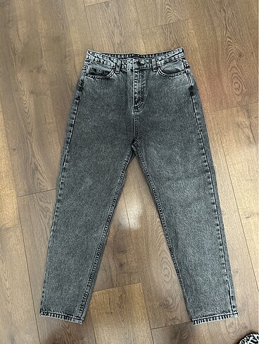 Trendyolmilla Antrasit Yüksek Bel Mom Jeans