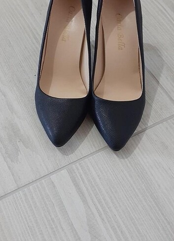 Stiletto Siyah Topuklu Ayakkabı