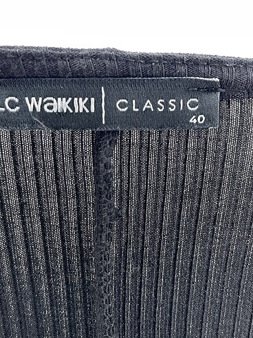 40 Beden siyah Renk LC Waikiki Uzun Elbise %70 İndirimli.
