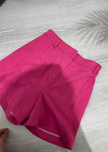 Kadın Parlak Pembe Yüksek Bel Mini Şort