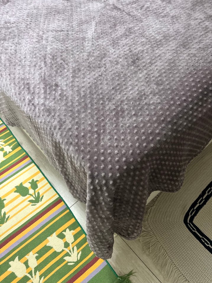 Lila Batik Desenli Yatak Örtüsü - Görsel 2