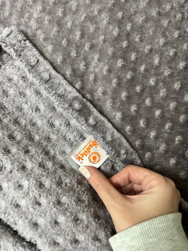 Lila Batik Desenli Yatak Örtüsü - Görsel 3