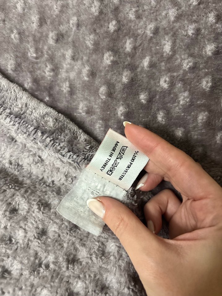 Lila Batik Desenli Yatak Örtüsü - Görsel 4