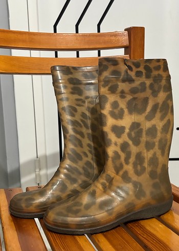 Kahverengi Leopar Desenli Kadın Diz Boyu Bot - Görsel 2