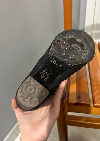 Nakışlı Tokalı Siyah Süet Dizüstü Çizme - Görsel 6