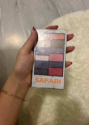 Çok Renkli Göz Farı Paleti - Görsel 3