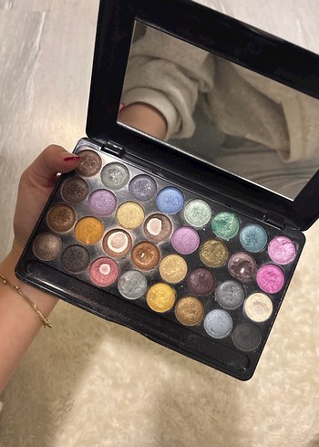 Çok Renkli Göz Farı Paleti - Görsel 2