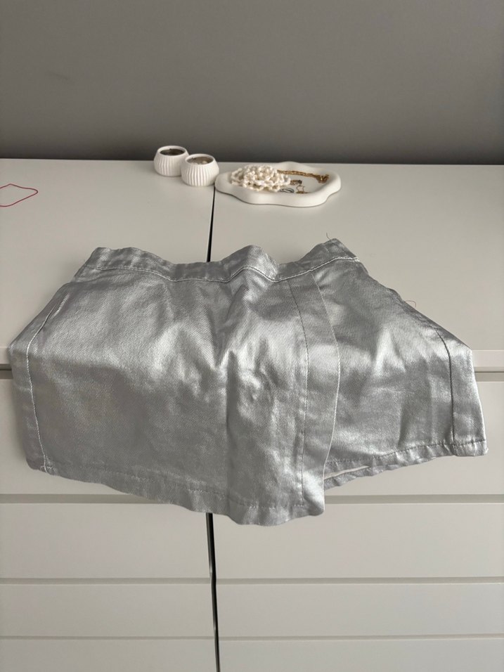 Gri Pilili Mini Şort - Görsel 4