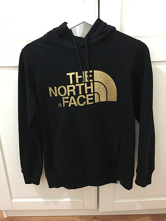 The nort face sweatshirt