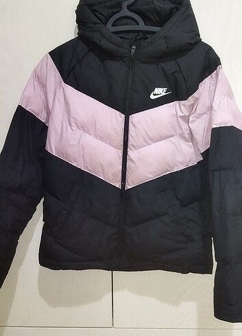 Nike sportswear mont