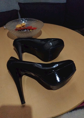 37 Beden Parlak Siyah Yılan Desenli Platform Topuklu Stiletto