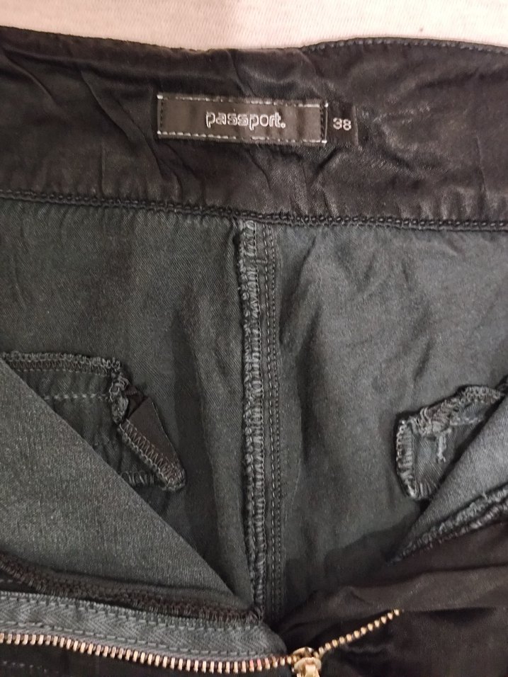 Siyah Deri Midi Hamile Pantolonu - Görsel 4