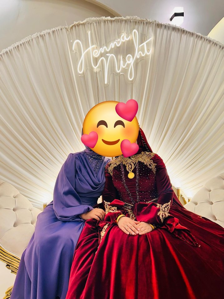 Parlak Mor Drapeli Uzun Kollu Tesettür Abiye - Görsel 3