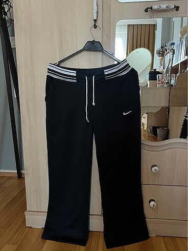 Nike vintage siyah eşofman altı retro