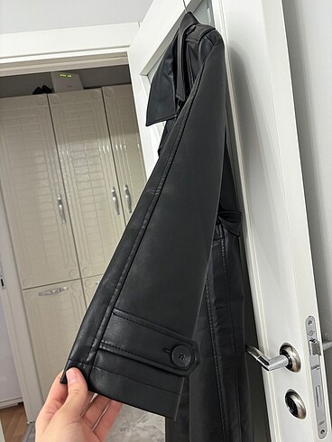 xs Beden siyah Renk Defacto Oversize Deri Trençkot