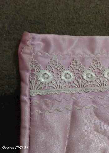 Pembe Nakışlı Yastık Kılıfı bebek - Görsel 2