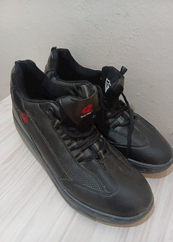 Diğer Siyah Deri Gorunumlu Bagcikli Sneaker