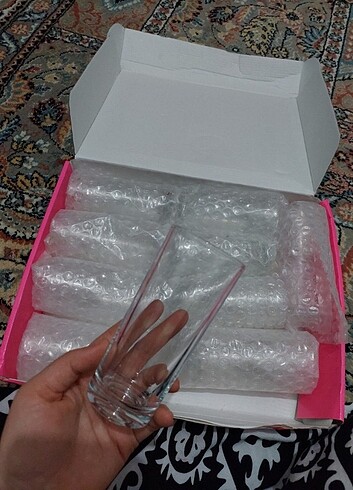 Beden beyaz Renk Limonata bardağı ve cüzdan