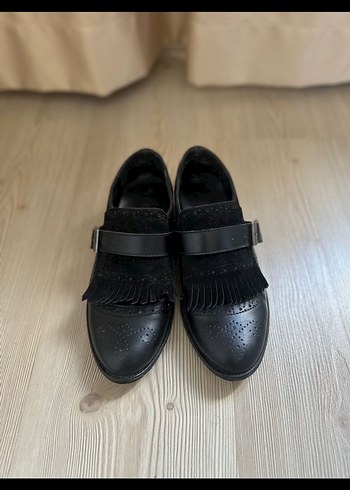 37 Beden Oxford Tarzı Siyah Ayakkabı