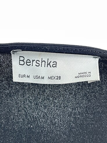 m Beden siyah Renk Bershka Uzun Elbise %70 İndirimli.