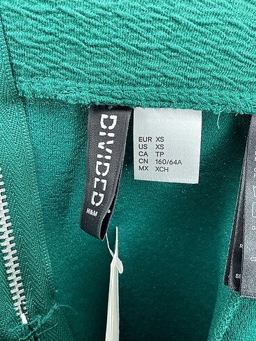 xs Beden yeşil Renk H&M Mini Etek %70 İndirimli.