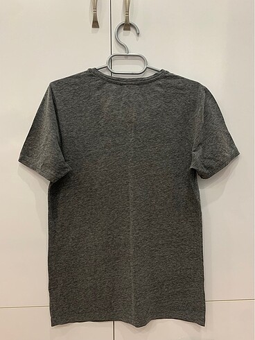 m Beden Twister Erkek Tshirt