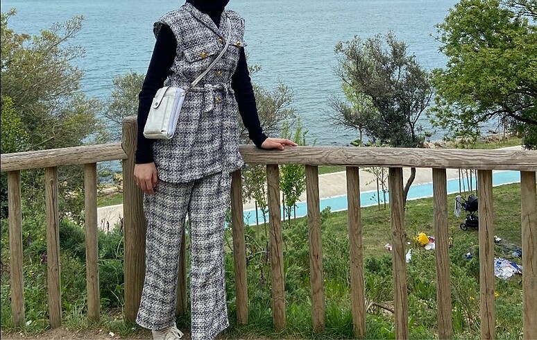 s Beden Monika takım