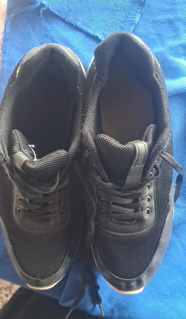 Siyah Bağcıklı Kadın Spor Ayakkabı - Görsel 2