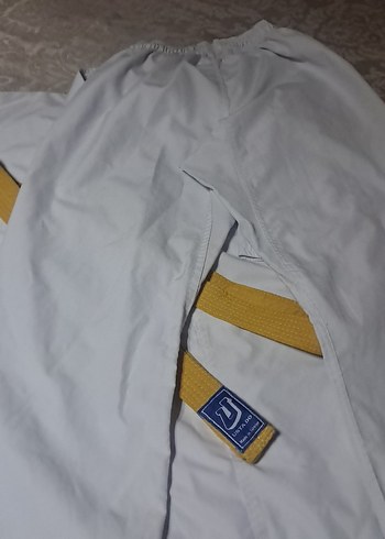 sari Kemerli karete kıyafet - Görsel 4