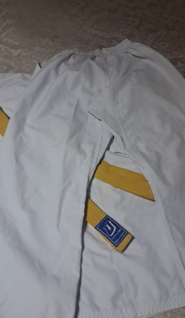 sari Kemerli karete kıyafet - Görsel 4