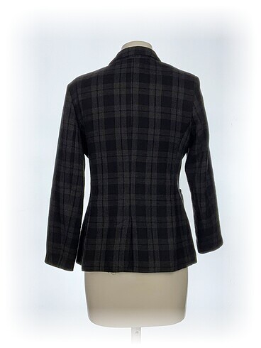 40 Beden Koton Blazer %70 İndirimli.