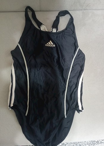 42 Beden Adidas Siyah Fermuarlı Kadın Mayo