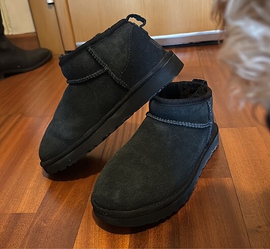 38 Beden Ugg Ultra Mini Siyah