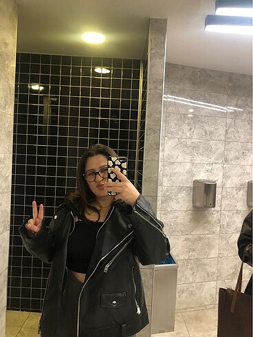 xl Beden Pull and bear deri ceket