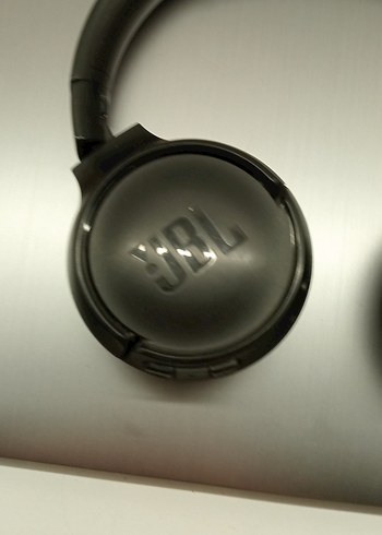 JBL kulaklık