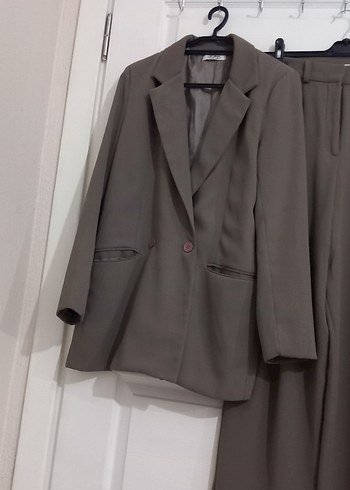 Düğmeli Kadın ikili Blazer Ceket takimı