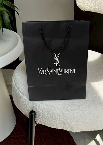Yves Saint Laurent Parlak Siyah Kadın Çanta