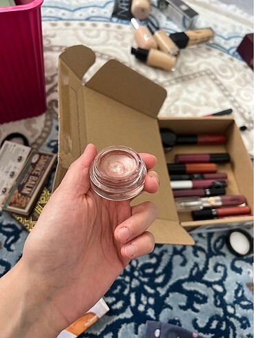 Beden Renk Maybelline Krem Far