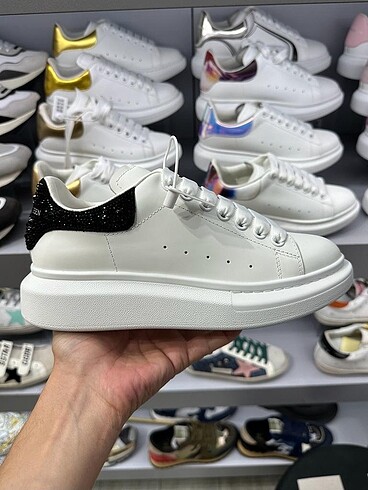 Alexander McQueen Alexander McQueen
