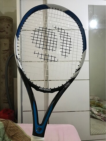 Tenis raketi
