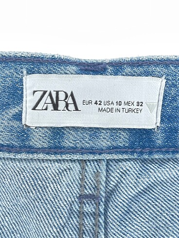 42 Beden mavi Renk Zara Düz Kesim %70 İndirimli.