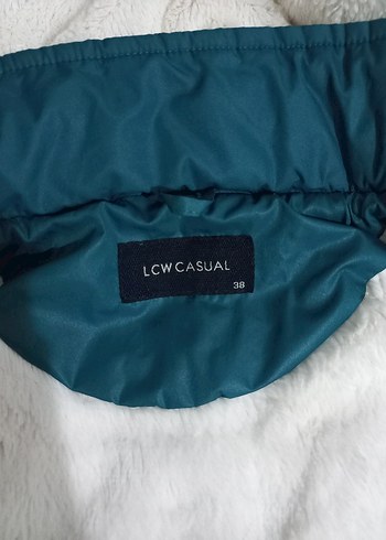 Kürklü Kapüşonlu Turkuaz Kadın Yelek - Görsel 4