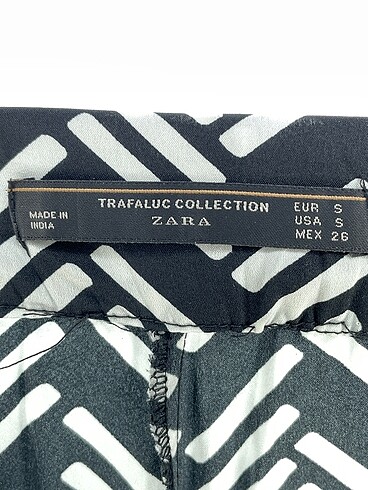 s Beden çeşitli Renk Zara Kumaş Pantolon %70 İndirimli.