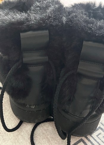 Siyah Kürklü Kadın Dolgu Topuk Bot H&M - Görsel 3