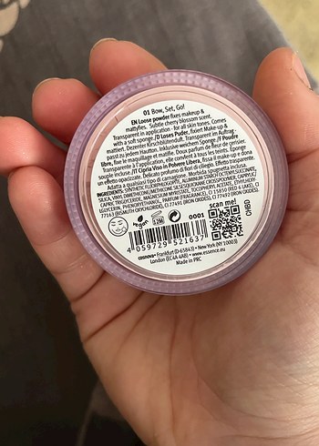 Essence Exc. Fabowlous Sabitleyici pudra Koleksiyon - Görsel 3