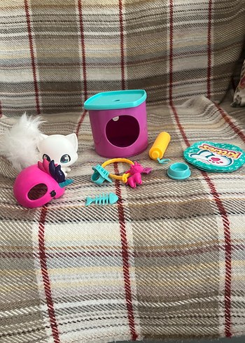 QT Kitties
QT Kitties Sürpriz Aksesuarlı Yavru Kedi Rosie - Görsel 2