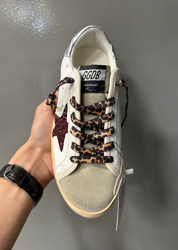 38 Beden Golden Goose Superstar