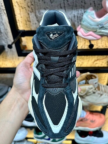 New Balance New Balance 9060 Black White