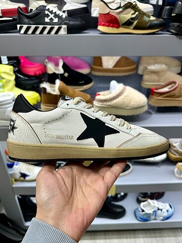 Golden Goose Deluxe Ballstar