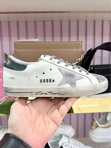 Golden Goose Deluxe Superstar